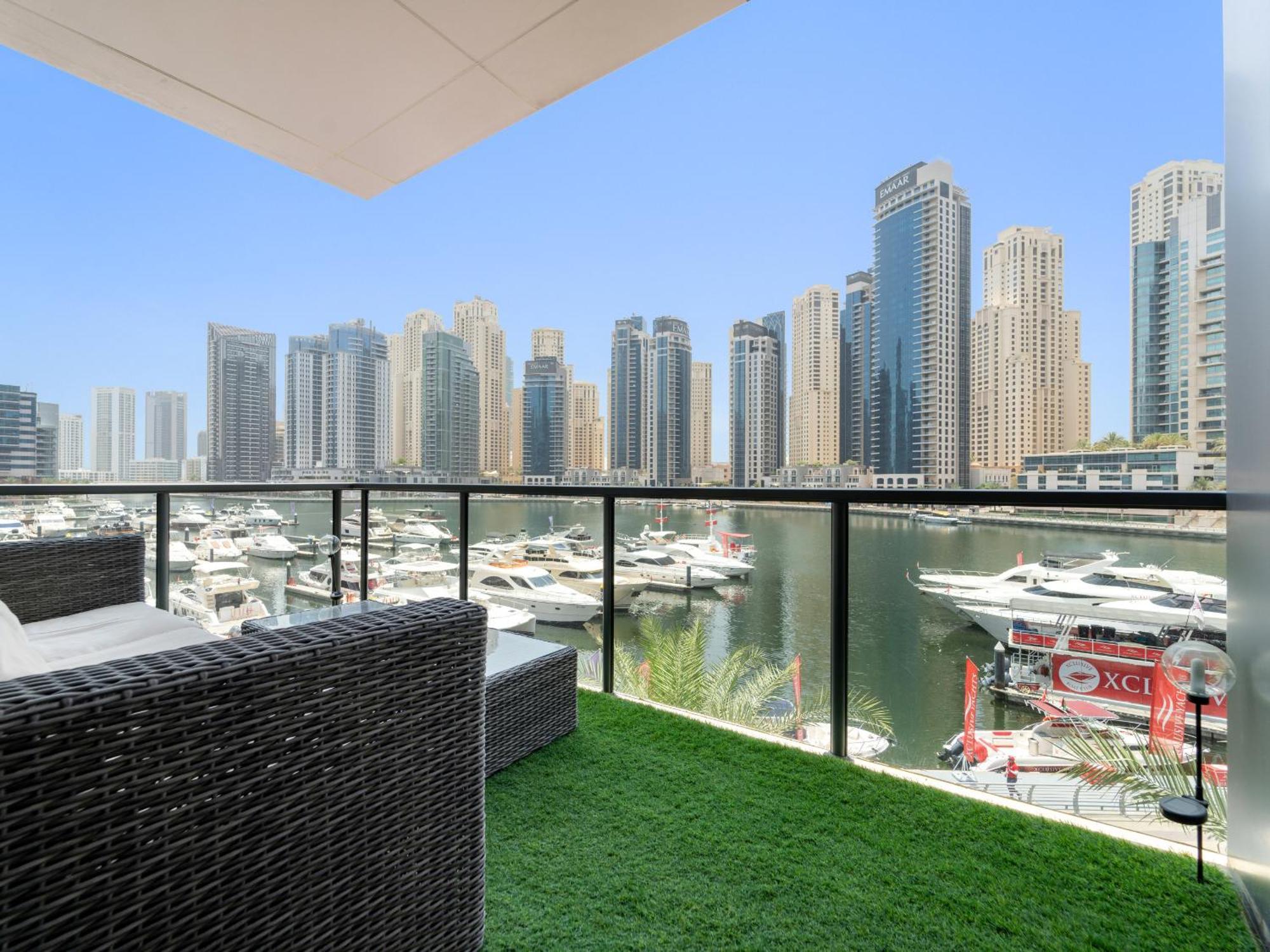 Beachfront Bliss 3bdr-majara In Marina With Patio Appartement Dubai